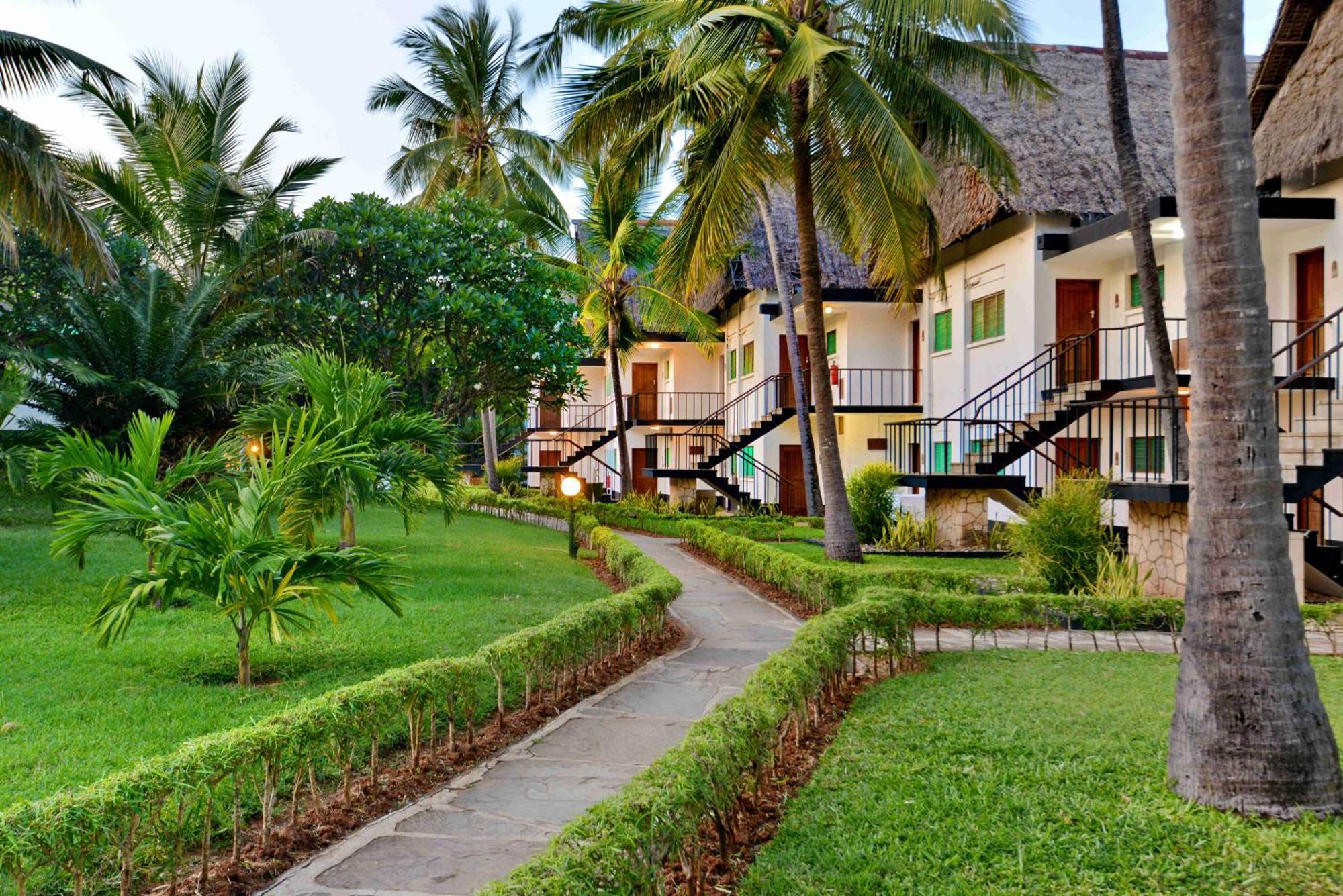 Mnarani Beach Club Килифи Экстерьер фото