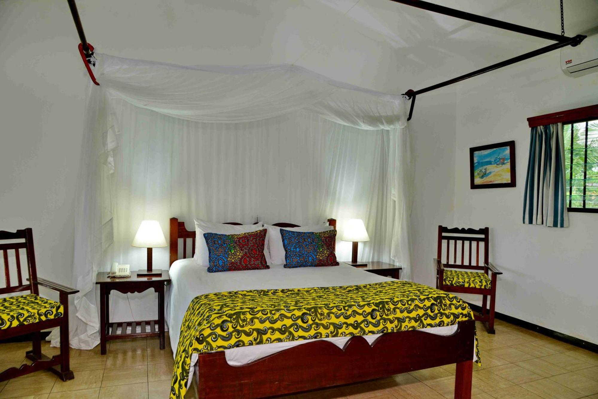 Mnarani Beach Club Килифи Экстерьер фото