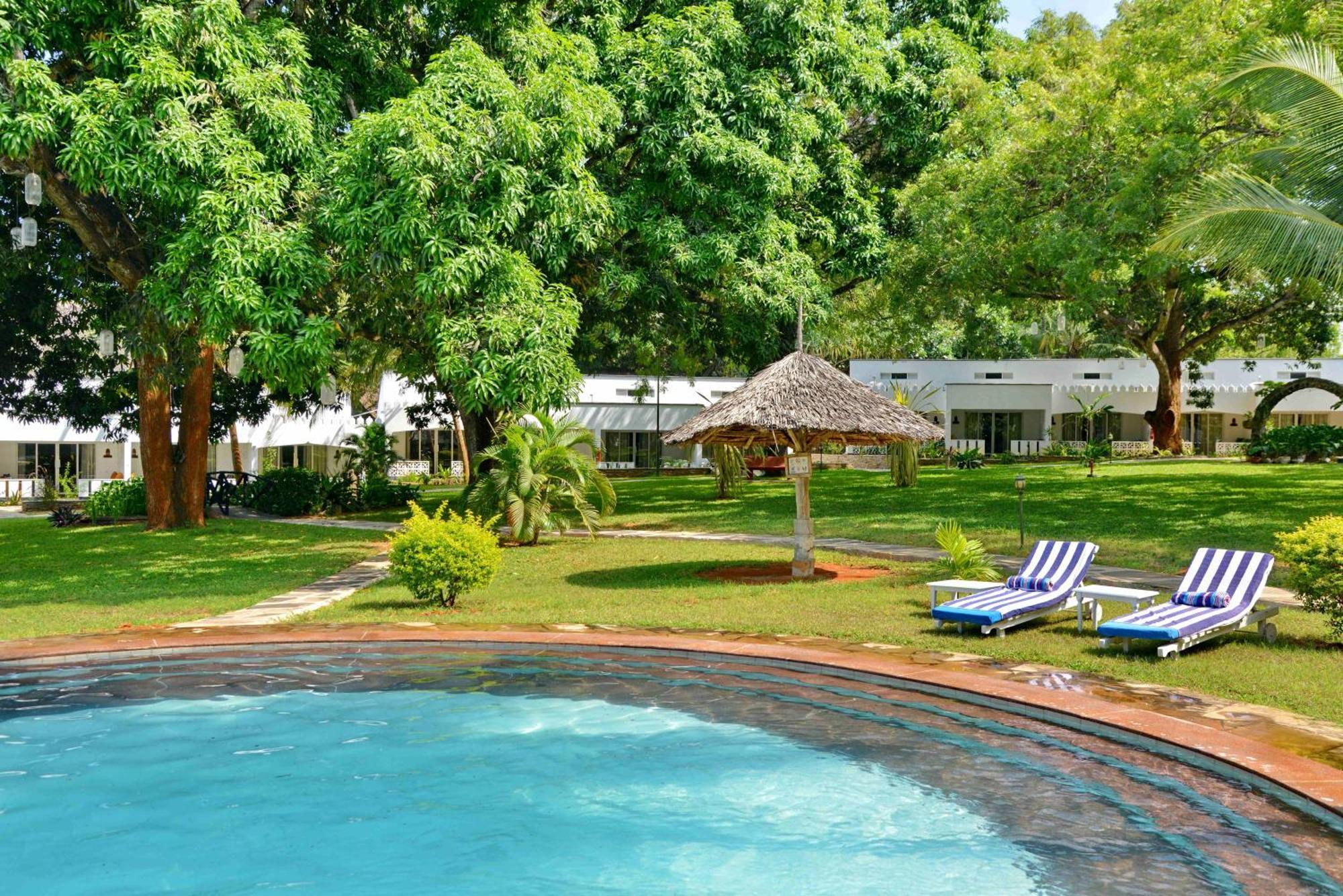 Mnarani Beach Club Килифи Экстерьер фото
